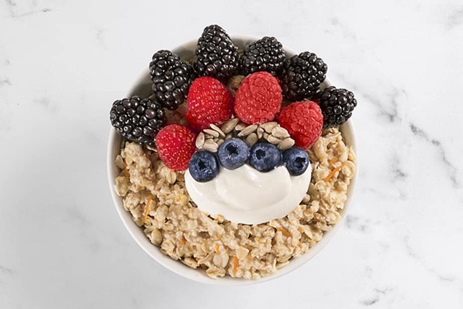 Berry oatmeal